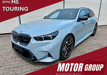 BMW M5 Plug-In Hybrid xDrive TOURING*PANO*AHK*CARBON