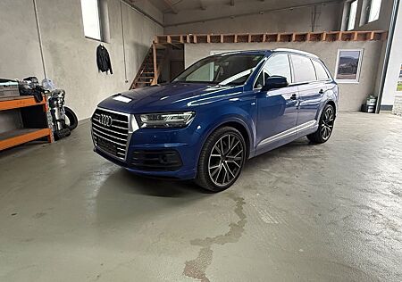 Audi Q7 3.0 TDI quattro tiptronic -