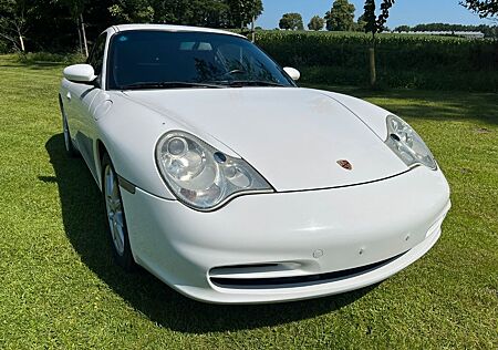 Porsche 996 Carrera Coupé Carrera
