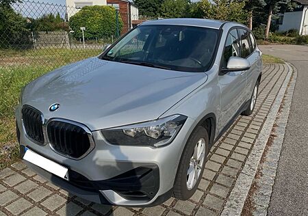 BMW X1 sDrive18i*Automatik*BJ2019*90.000km