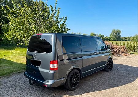 VW T5 Multivan Volkswagen Beach 2,5 TDI BPC