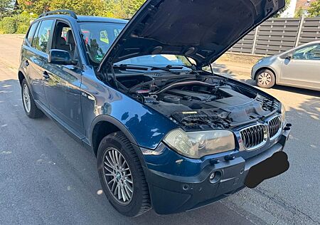 BMW X3 2.5i -