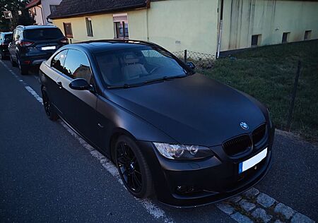BMW 320d - 335 Optik - Frozen Black Saphir Metallic