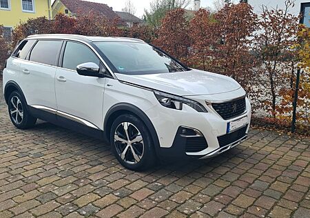 Peugeot 5008 GT*Autom*Standheizung*2.Satz Felgen*AHK*1.Hand