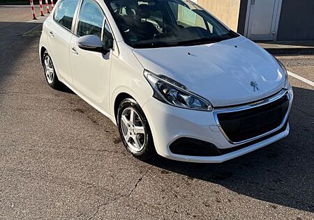 Peugeot 208 1.2 Active PureTech 82 Active