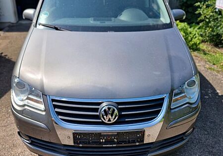 VW Touran Volkswagen 1.4 TSI 103kW -