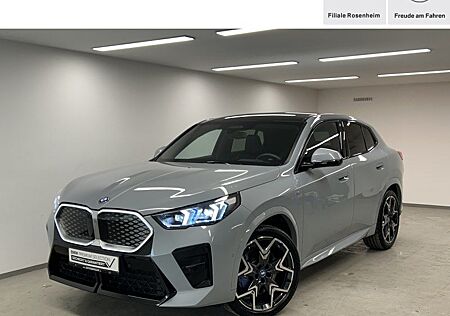 BMW iX2 xDrive30 M Sportpaket Head-Up HK HiFi Parkas