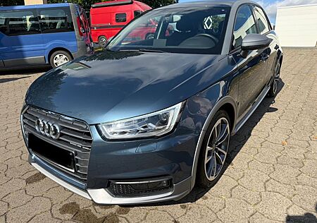 Audi A1 Sportback sport*S-TRONIC*LEDER*XEN*NAVI*1HD.*