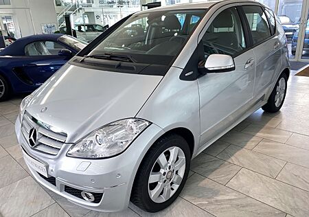 Mercedes-Benz A 200 Avg/Aut/Xenon/Sitzh/PDC/Navi/2Hd