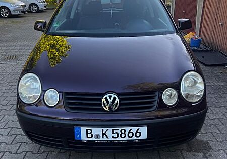 VW Polo Volkswagen 1.4 AUTO BASIS Basis