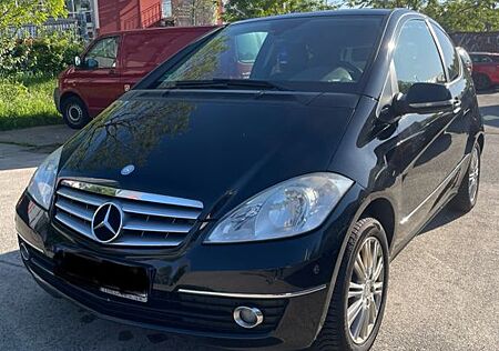 Mercedes-Benz A 200 ELEGANCE