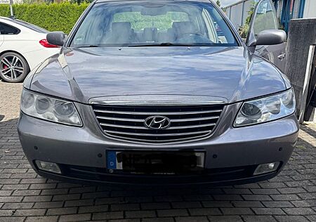 Hyundai Grandeur 3.3 V6 -