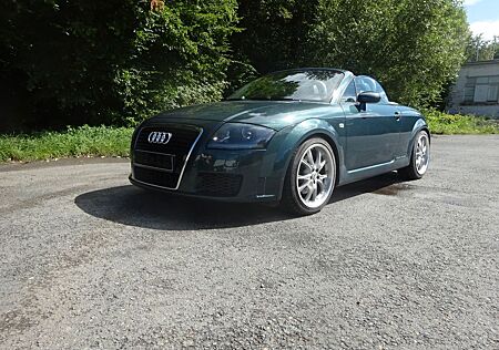 Audi TT Roadster 1.8T Quattro 265 PS Pogea Racing