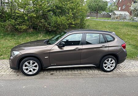 BMW X1 sDrive18i -