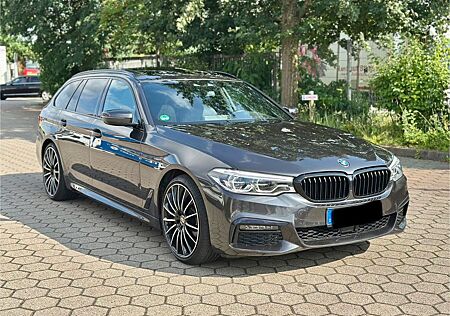 BMW 540d M xD Touring A*M Sport*HuD*20 Zoll*Pano*LED