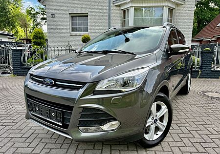 Ford Kuga 2.0 TDC Sync Edition 4X4 NAVI PDC AHK