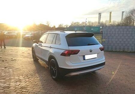 VW Tiguan Volkswagen 2.0 TDI SCR 140kW DSG 4MOTION OFFROAD...