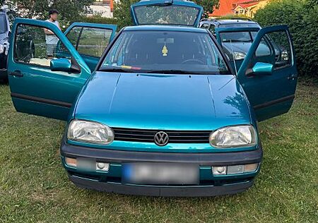 VW Golf Volkswagen 1.8 TÜV 2027 Klima
