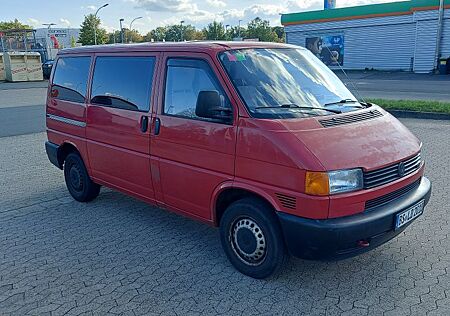VW T4 Caravelle Volkswagen 2,5-l-Diesel TDI 65kW Standard