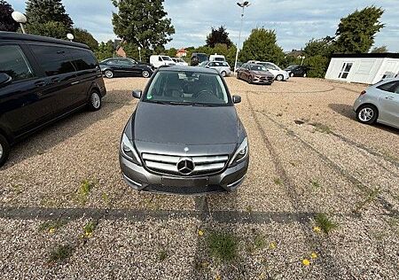 Mercedes-Benz B 200 CDI AHK Navi BiXenon 7G KlimaautoSportPake