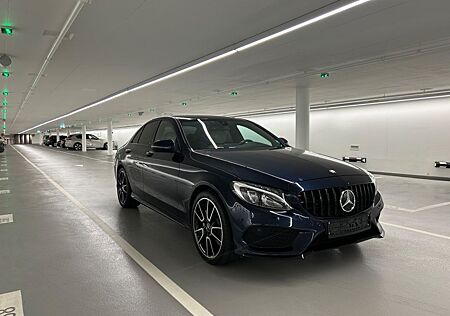 Mercedes-Benz C 300 AMG LINE