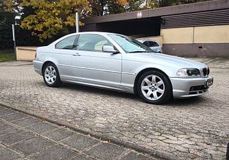 BMW 320Ci -