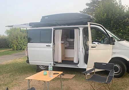 VW T5 Transporter Volkswagen T5 Camper