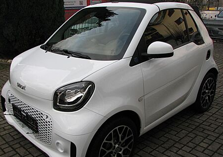 Smart ForTwo EQ Prime Cabrio 22KW SHZ PDC Leder