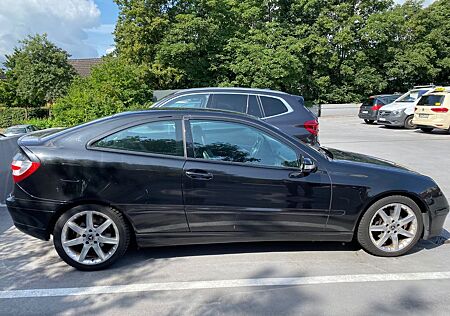Mercedes-Benz CL 230 C230 Kompressor (Sportcoupe)