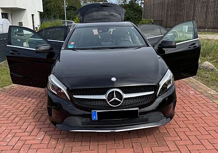 Mercedes-Benz A 180 A180 innen und außen aufbereitet