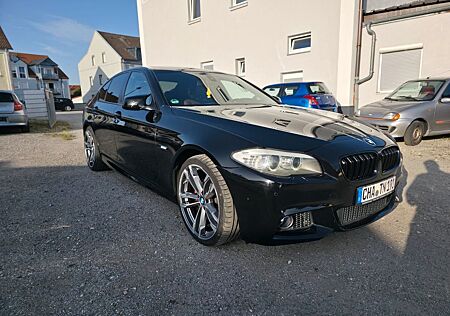 BMW 523i -