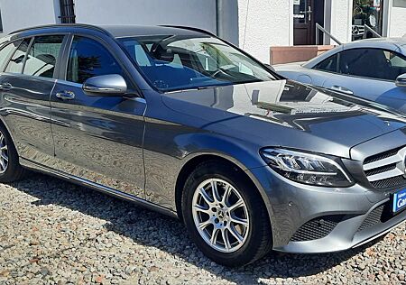 Mercedes-Benz C 200 T d / 9G Tronic/Distronic/1 Hand/Kamera
