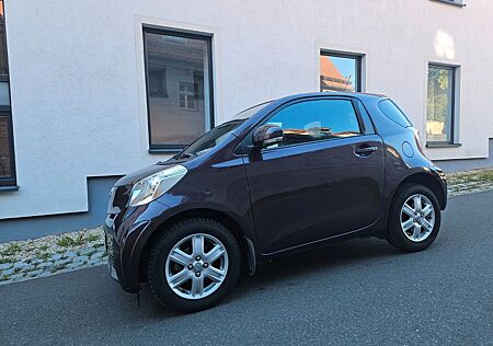 Toyota iQ 1,0-l-VVT-i Automatik,Klima 90000 km, HU 2/27