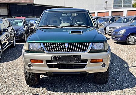 Mitsubishi Pajero 2,5 I TD GLS/Allrad/Shz/Ahk
