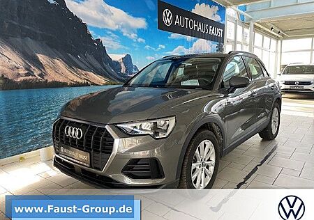 Audi Q3 S tronic Navi LED AHK ACC Climatronic