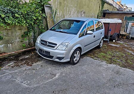 Opel Meriva 1.6 -