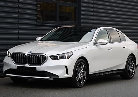 BMW i5 40 eDrive/UVP91t€/INDIVIDUAL/SITZKLIMA/PANO/