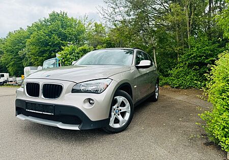 BMW X1 sDrive18i -Automatik/ S-Heft/8 Fach bereift