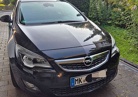 Opel Astra 1.4 Turbo Sport - Xenon/Navi/8fach Reifen