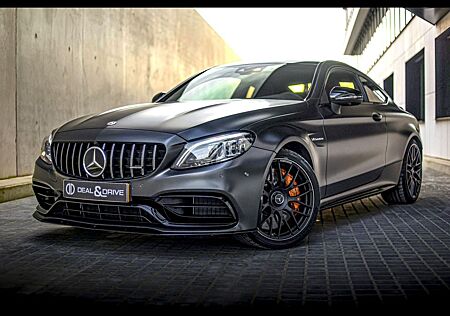 Mercedes-Benz C 63 AMG S COUPE°DESIGNO MAGNO°8 RÄDER°KERAMIK