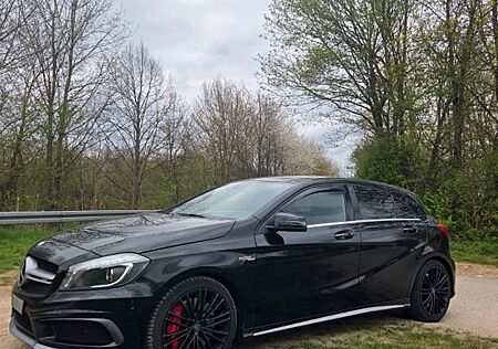 Mercedes-Benz A 45 AMG 4MATIC AMG