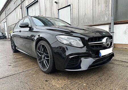 Mercedes-Benz E 63 AMG Mercedes-AMG E 63 S 4MATIC+ T Autom...
