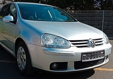 VW Golf Volkswagen 1.9 TDI Tour 2.Hand-Klima-PDC-Tempom.-Top