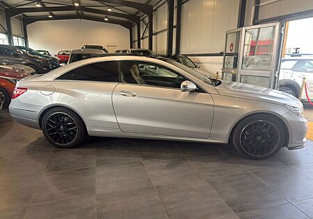 Mercedes-Benz E 250 E Coupe CGI BlueEfficiency
