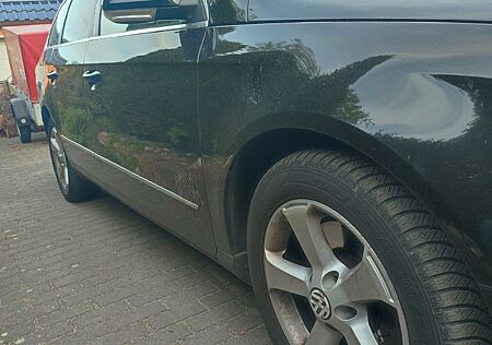 VW Passat Variant Volkswagen 2.0 TDI DPF Comfortline Varia...