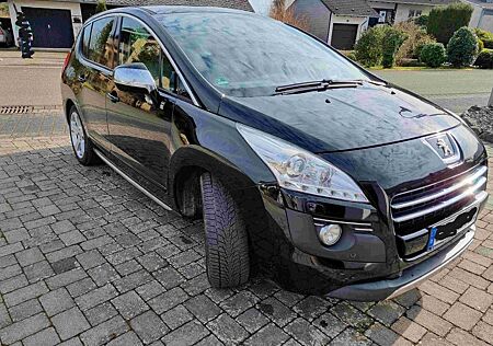 Peugeot 3008 2.0 HDi FAP HYbrid 4 Ltd. Ed. EGS6 Limi...