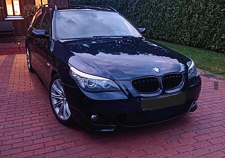 BMW 523i LCI Touring M Paket SH gepfl. Carbonschwarz
