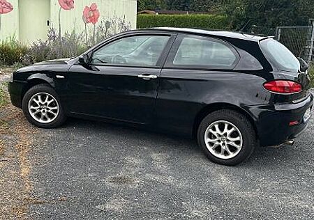 Alfa Romeo 147 1.6 16V TS ECO Distinctive Distinctive