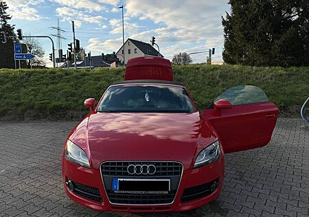 Audi TT Roadster 2.0 TFSI -TÜV 12/25-VK zum 12.12.24