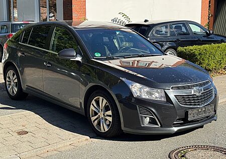 Chevrolet Cruze gebraucht kaufen Chevrolet Cruze Hatchback LTZ°°Klima°°EURO 5°°Leder°°